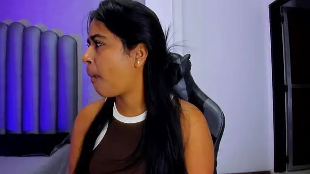 Shirleytaylor- online show from 03/09/26, 11:25