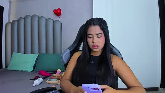 Shirleytaylor- online show from 03/26/26, 11:05