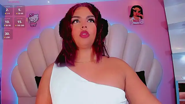 Snapshot of Maia_Hotts chatting on 02/05/26, 05:01 Maia Hotts online show from 02/05/26, 05:01