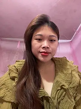 Emxinhka1 online show from 03/18/26, 10:57