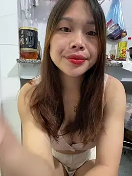 Snapshot of Emxinhka1 chatting on 07/11/26, 03:15 Emxinhka1 online show from 07/11/26, 03:15