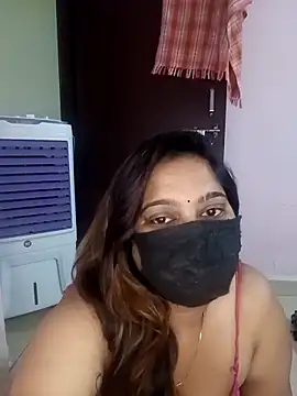Snapshot of Aliya_Hott chatting on 05/08/26, 04:51 Aliya Hott online show from 05/08/26, 04:51