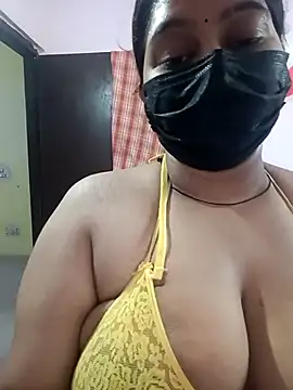 Snapshot of Aliya_Hott chatting on 07/01/26, 06:04 Aliya Hott online show from 07/01/26, 06:04