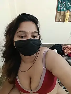 Snapshot of Aliya_Hott chatting on 07/28/26, 05:25 Aliya Hott online show from 07/28/26, 05:25