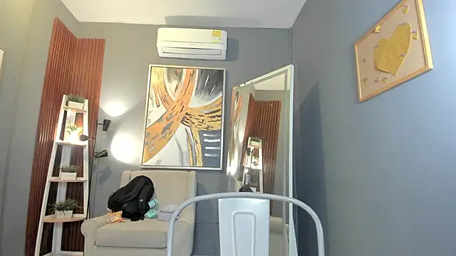 nina swaan online show from 02/10/26, 11:47