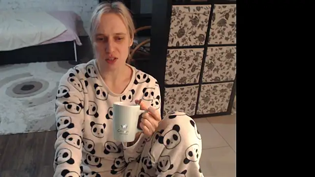 Your guilty pleasure1 online show from 02/19/26, 02:18