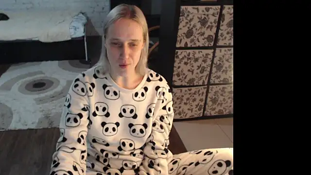 Your guilty pleasure1 online show from 02/27/26, 05:24