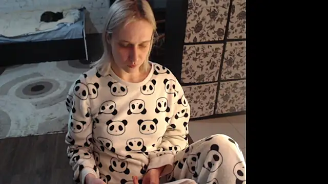 Your guilty pleasure1 online show from 03/01/26, 06:43