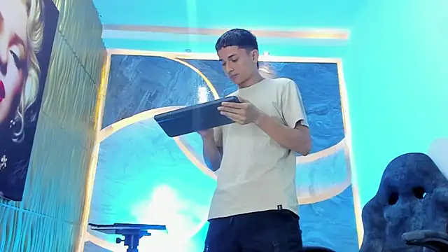 Snapshot of Matheus_Ic chatting on 02/06/26, 01:03 Matheus Ic online show from 02/06/26, 01:03