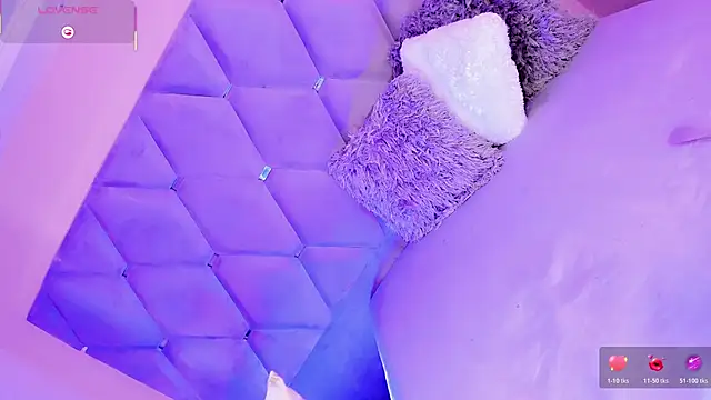 EmmaSweet23 online show from 04/04/26, 08:17