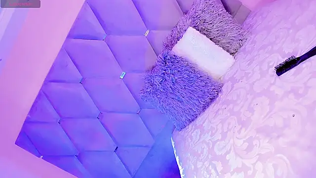 EmmaSweet23 online show from 04/09/26, 08:03