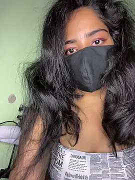 Snapshot of harshali_2012 chatting on 02/13/26, 05:09 harshali 2012 online show from 02/13/26, 05:09