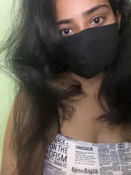 Snapshot of harshali_2012 chatting on 02/18/26, 07:59 harshali 2012 online show from 02/18/26, 07:59