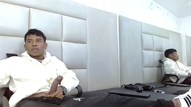 Snapshot of TonnyMarck chatting on 02/22/26, 09:30 TonnyMarck online show from 02/22/26, 09:30