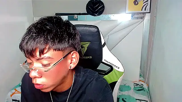 Liarr  online show from 03/24/26, 08:03