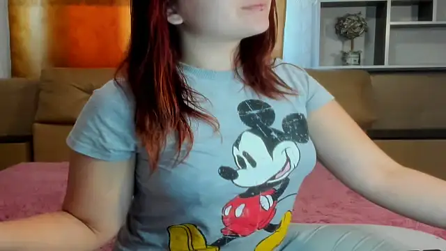 Snapshot of NotYourDoll chatting on 02/12/25, 07:23 NotYourDoll online show from 02/12/25, 07:23