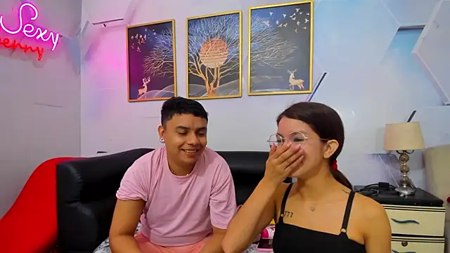 Snapshot of Candy_bhraun chatting on 02/21/26, 12:44 Candy bhraun online show from 02/21/26, 12:44