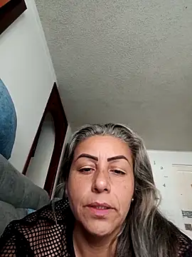 Snapshot of maynor_1998 chatting on 02/08/26, 02:31 maynor 1998 online show from 02/08/26, 02:31