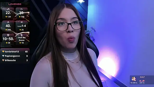 Snapshot of Hanna_Becker_ chatting on 02/14/26, 12:13 Hanna Becker online show from 02/14/26, 12:13