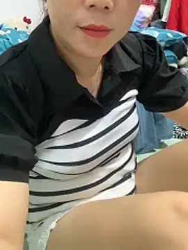 Snapshot of Baby-lovely69 chatting on 02/24/26, 03:26 Baby-lovely69 online show from 02/24/26, 03:26