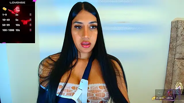 Snapshot of sexysaradoll_x chatting on 02/24/26, 10:52 sexysaradoll x online show from 02/24/26, 10:52