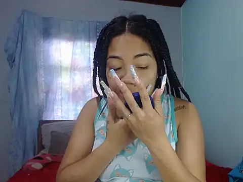 Snapshot of Sexy_Supermomm chatting on 03/03/26, 06:25 Sexy Supermomm online show from 03/03/26, 06:25