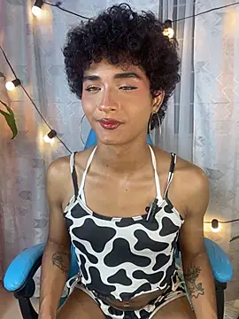 Snapshot of Kaliope_baby chatting on 04/26/26, 05:16 Kaliope baby online show from 04/26/26, 05:16