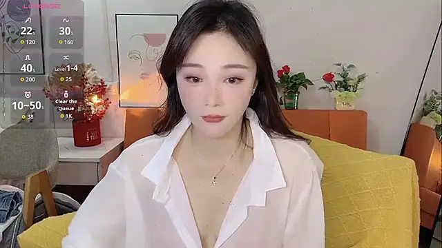 Snapshot of Lisa-295188 chatting on 02/10/26, 07:12 Lisa-295188 online show from 02/10/26, 07:12