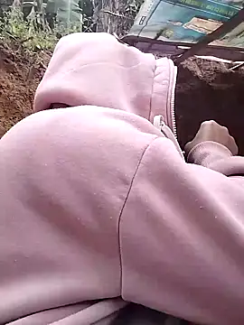 Snapshot of Ella-aa chatting on 02/10/26, 07:12 Ella-aa online show from 02/10/26, 07:12