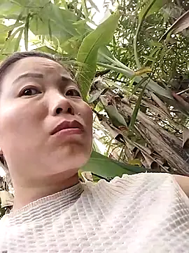 Snapshot of Ella-aa chatting on 02/27/26, 08:14 Ella-aa online show from 02/27/26, 08:14