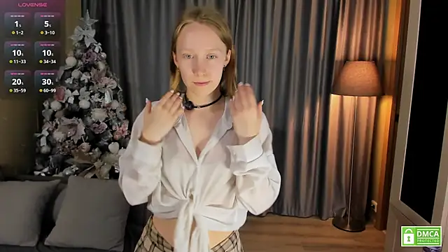 Snapshot of Cutie_Ellis chatting on 07/11/26, 05:54 Cutie Ellis online show from 07/11/26, 05:54
