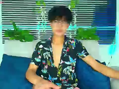 Snapshot of ThiiagoSaeenz chatting on 02/04/26, 02:23 ThiiagoSaeenz online show from 02/04/26, 02:23