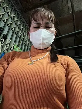 Snapshot of YANINA120 chatting on 02/06/26, 10:29 YANINA120 online show from 02/06/26, 10:29