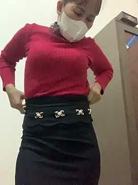 Snapshot of YANINA120 chatting on 02/12/26, 10:05 YANINA120 online show from 02/12/26, 10:05