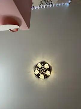 MiaTee online show from 02/03/26, 06:40