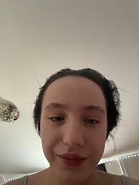 MiaTee online show from 02/04/26, 04:07