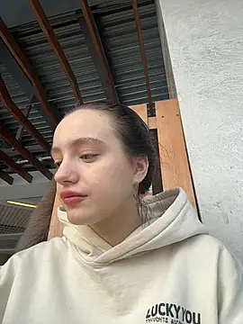 MiaTee online show from 02/28/26, 04:13