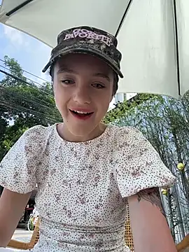 MiaTee online show from 03/22/26, 02:59