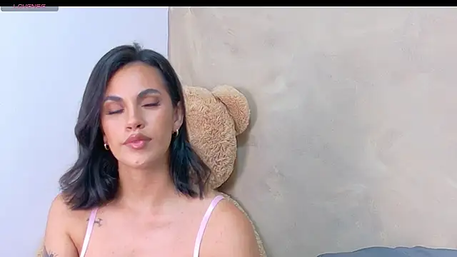 AndiVasquez online show from 03/07/26, 06:21