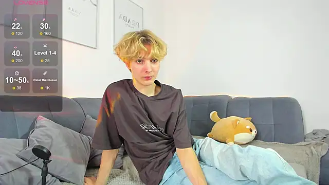 bunnyblush67 online show from 03/25/26, 08:42