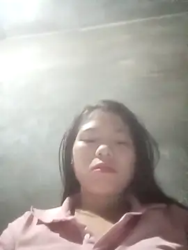 Snapshot of Sgs594802799 chatting on 02/15/26, 10:17 Sgs594802799 online show from 02/15/26, 10:17