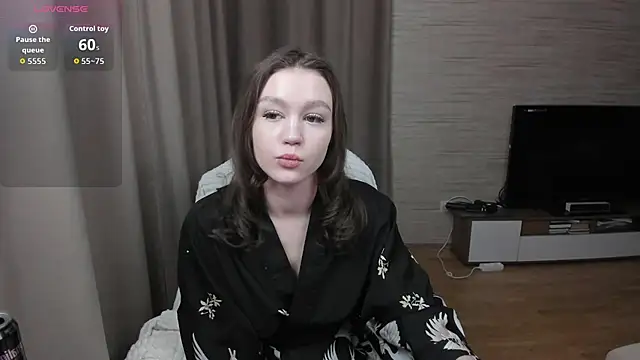 Snapshot of CarmenHill chatting on 02/17/26, 04:42 CarmenHill online show from 02/17/26, 04:42