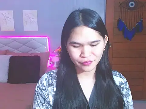 Snapshot of alianabrooks chatting on 02/01/26, 12:26 alianabrooks online show from 02/01/26, 12:26