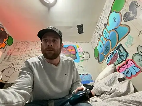 Snapshot of gothboiplzty chatting on 02/02/26, 06:12 gothboiplzty online show from 02/02/26, 06:12