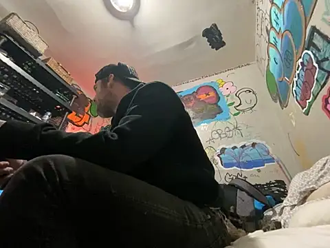 Snapshot of gothboiplzty chatting on 02/21/26, 09:05 gothboiplzty online show from 02/21/26, 09:05