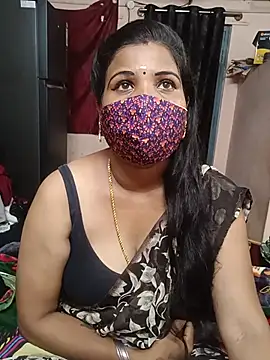Snapshot of Madhusri_Tamil_Telugu chatting on 06/25/26, 04:22 Madhusri Tamil Telugu online show from 06/25/26, 04:22