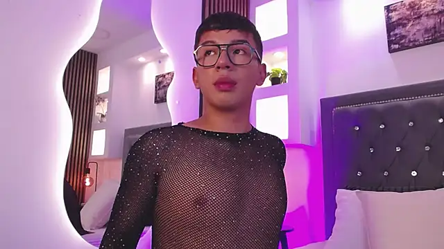 Snapshot of Fancy_Vixen chatting on 02/20/26, 03:36 Fancy Vixen online show from 02/20/26, 03:36