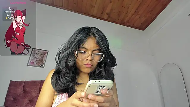 luna velveth online show from 03/25/26, 02:39