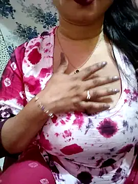 Snapshot of PARI51 chatting on 02/26/26, 09:14 PARI51 online show from 02/26/26, 09:14