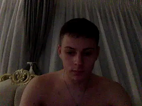 Carlos18loverboyfriend online show from 03/26/26, 10:48